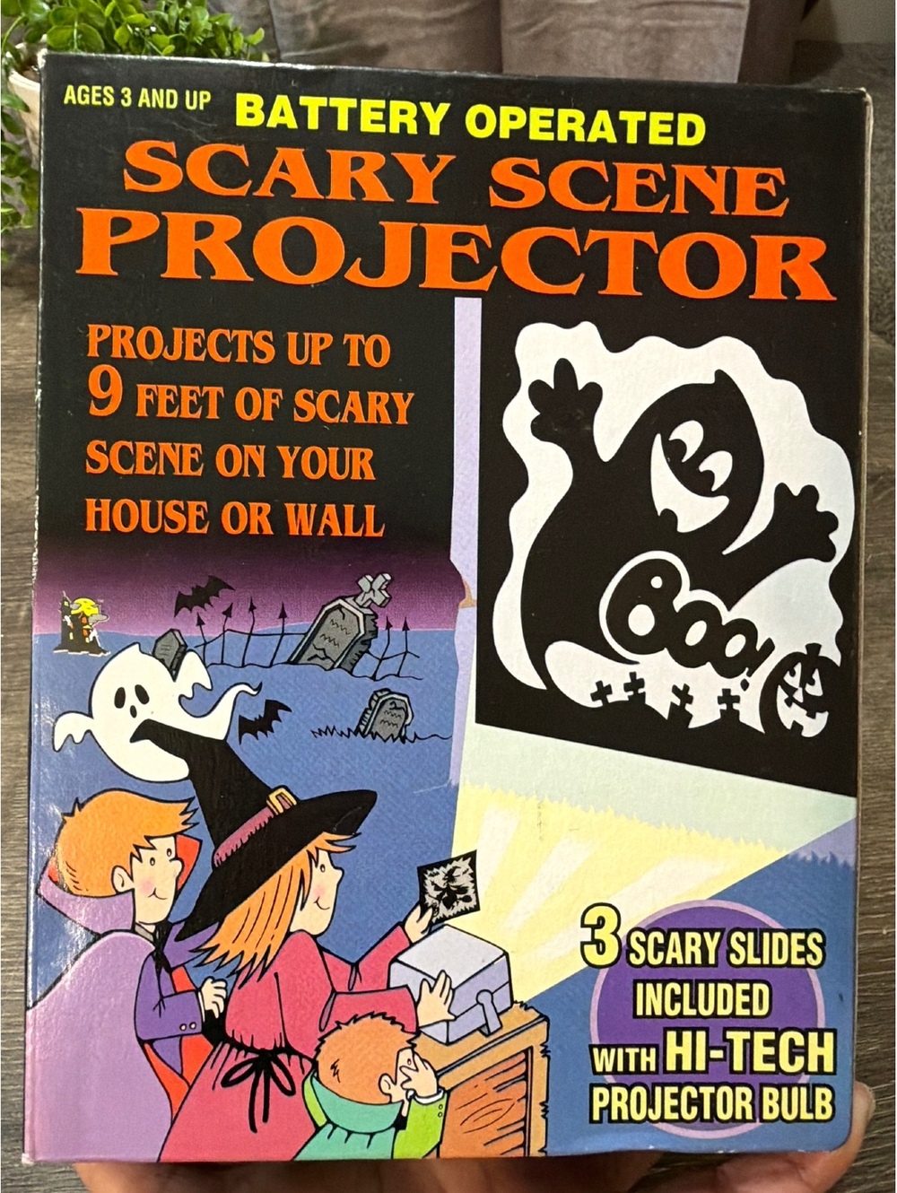 Vintage Battery Operated Scary Scene Projector with 3 Halloween Slides